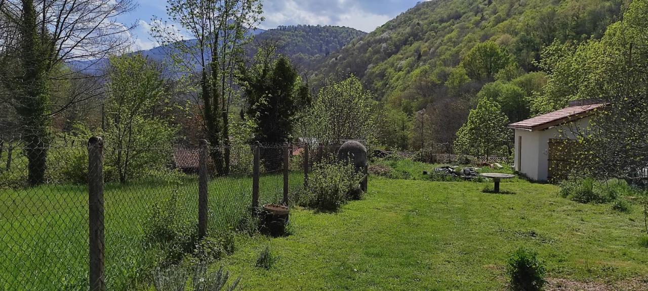 Maison Au Pied De La Montagne Aspet Exteriér fotografie